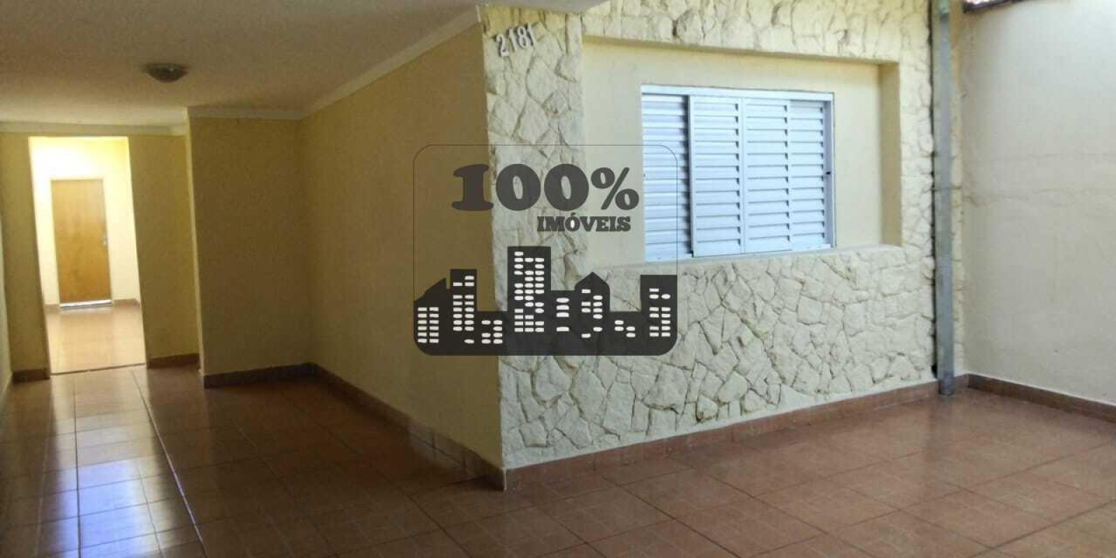 CASA A VENDA - REFORMADA NO CAMPOS ELISEOS