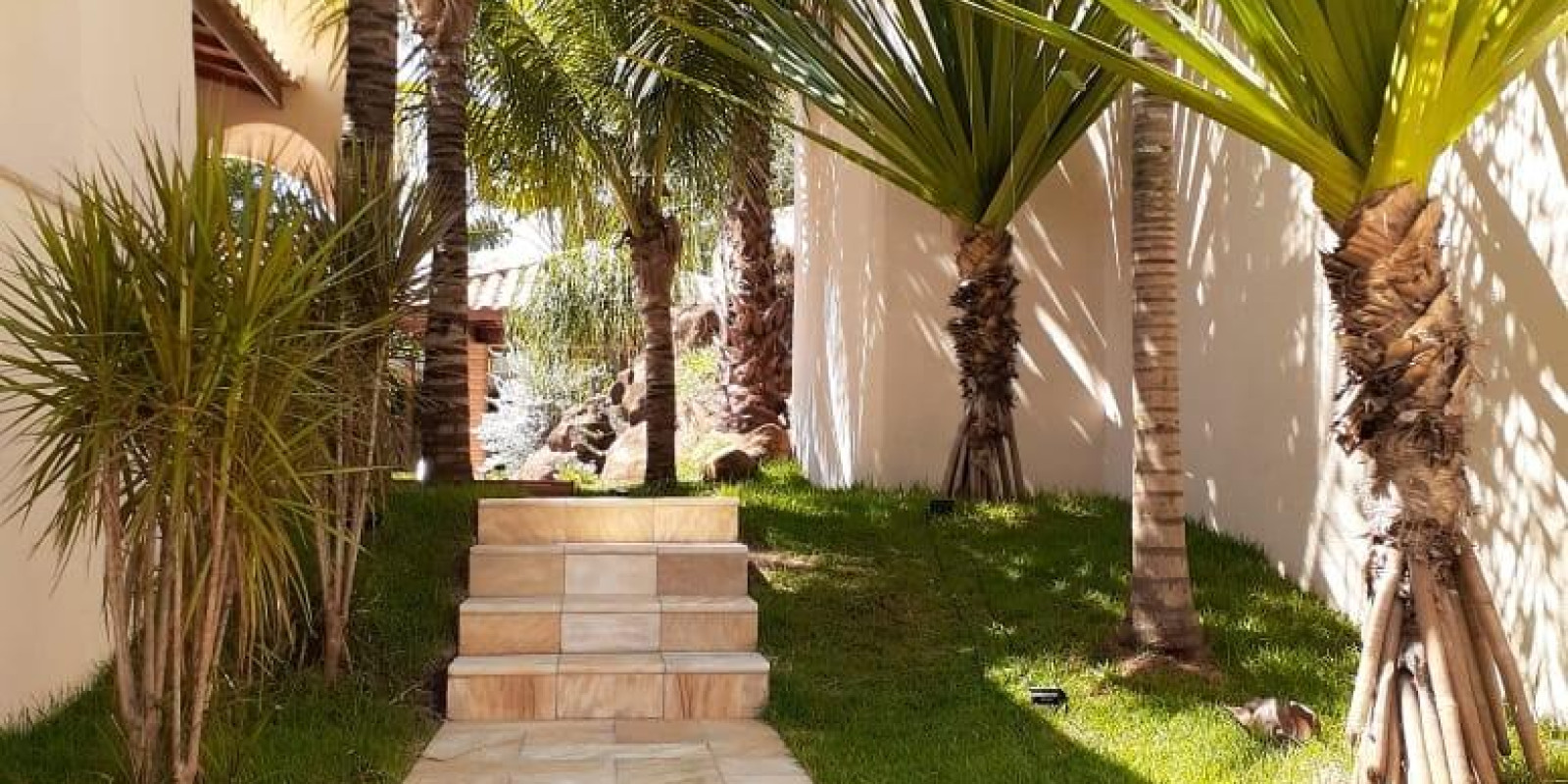 Sobrado ALTO PADRÃO | Ribeirânia | 4 Suítes - Foto 1 de 32