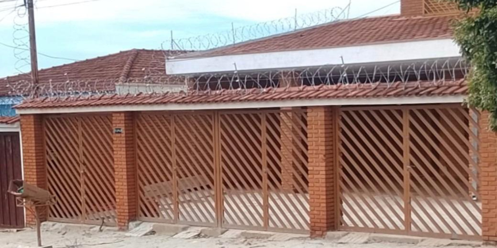 SOBRADO para Alugar no Monte Alegre